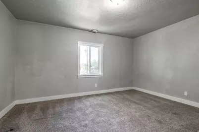 150 S 450 E, Clearfield, UT 84015 - Photo 29