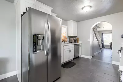 150 S 450 E, Clearfield, UT 84015 - Photo 9