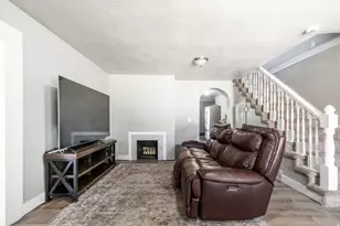 150 S 450 E, Clearfield, UT 84015 - Photo 5