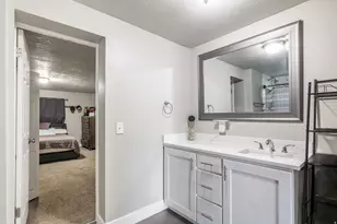 150 S 450 E, Clearfield, UT 84015 - Photo 5