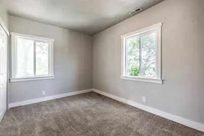150 S 450 E, Clearfield, UT 84015 - Photo 31