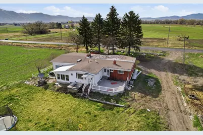 2305 W 2200 S, Wellsville, UT 84339 - Photo 15