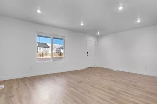 1715 N Copper Canyon Dr, Tooele, UT 84074 - Photo 7