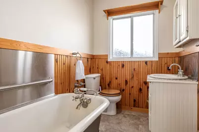 8859 W Park St, Copperton, UT 84006 - Photo 23