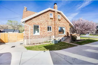 8859 W Park St, Copperton, UT 84006 - Photo 33