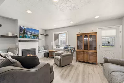 5660 S 1425 E #E3, South Ogden, UT 84403 - Photo 5