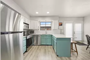 5660 S 1425 E, South Ogden, UT 84403 - Photo 9