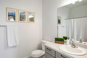 13536 S Poole Dr, Riverton, UT 84096 - Photo 17