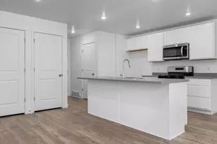 268 E Serenity Ave, Tooele, UT 84074 - Photo 21