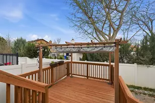 499 N 200 W, Bountiful, UT 84010 - Photo 33