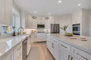 329 E Brown Farm Ln S, Draper, UT 84020 - Photo 9