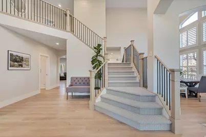 329 E Brown Farm Ln S, Draper, UT 84020 - Photo 5