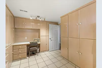 978 N 170 E, Bountiful, UT 84010 - Photo 15