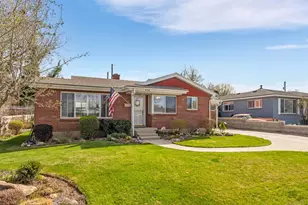 978 N 170 E, Bountiful, UT 84010 - Photo 23