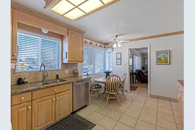 978 N 170 E, Bountiful, UT 84010 - Photo 11