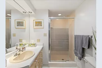 978 N 170 E, Bountiful, UT 84010 - Photo 13