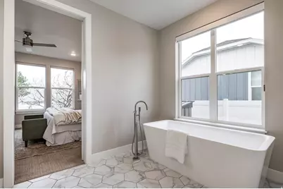 1670 E Hopkins Ln, Salt Lake City, UT 84108 - Photo 11