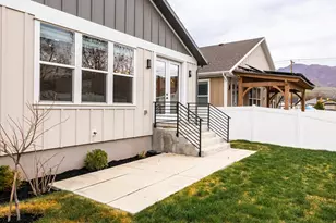 1670 E Hopkins Ln, Salt Lake City, UT 84108 - Photo 41