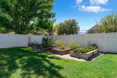 10294 N Carriage Ln, Cedar Hills, UT 84062 - Photo 43