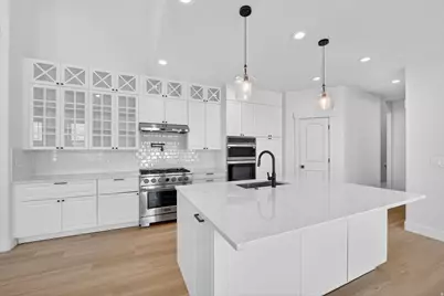 572 W 500 N, Mapleton, UT 84664 - Photo 9