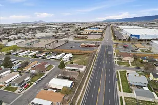 2749 S Hampton Park, West Valley, UT 84119 - Photo 29