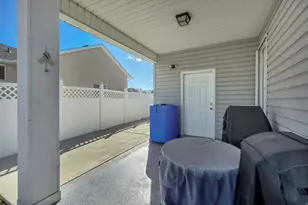 9639 S Skye Park Rd W, South Jordan, UT 84009 - Photo 33