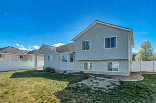 9639 S Skye Park Rd W, South Jordan, UT 84009 - Photo 31