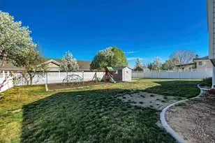 9639 S Skye Park Rd W, South Jordan, UT 84009 - Photo 35