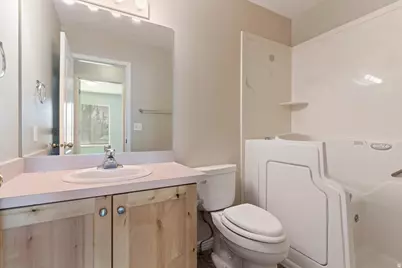 1857 W 2575 S, Syracuse, UT 84075 - Photo 13