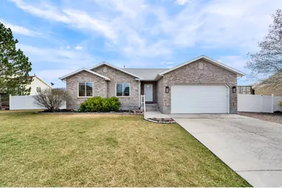 694 E 260 S, Midway, UT 84049 - Photo 1