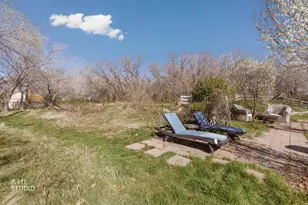 2873 E Pamela Dr, Cottonwood Heights, UT 84121 - Photo 25