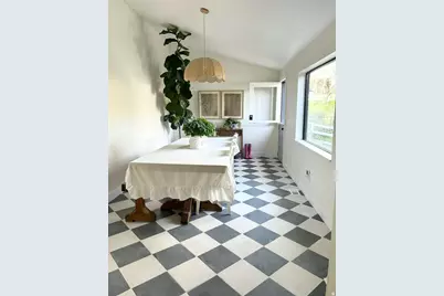 2873 E Pamela Dr, Cottonwood Heights, UT 84121 - Photo 7