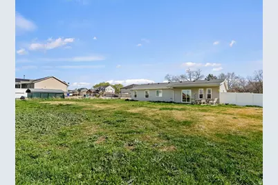 2228 W 300 N, West Point, UT 84015 - Photo 33