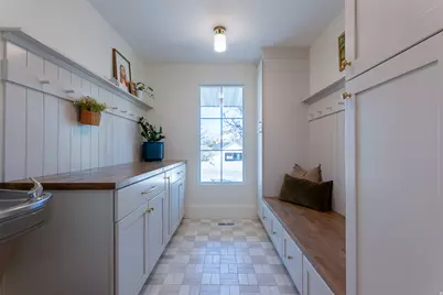 1079 W Ridgeside Ct S, South Jordan, UT 84095 - Photo 29