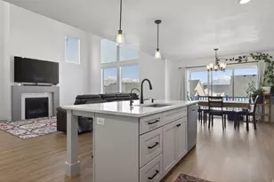 2904 N Vervain Ln, Saratoga Springs, UT 84045 - Photo 13