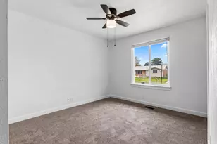 2049 W Hews Pl, Taylorsville, UT 84118 - Photo 17