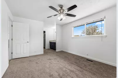 2049 W Hews Pl, Taylorsville, UT 84118 - Photo 19