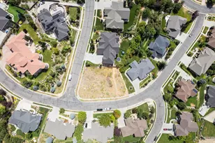 145 E Ford Canyon Dr, Centerville, UT 84014 - Photo 3