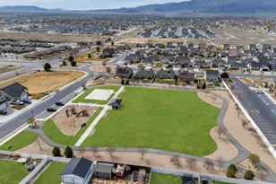 4098 N Fairfield Dr, Eagle Mountain, UT 84005 - Photo 37