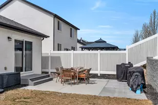 4098 N Fairfield Dr, Eagle Mountain, UT 84005 - Photo 11