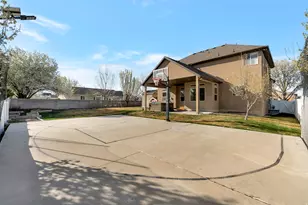1817 W Mason Dr, Riverton, UT 84065 - Photo 43