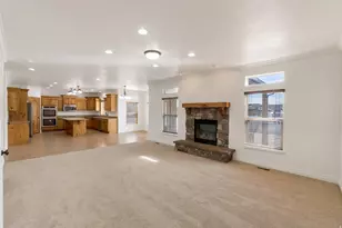 1817 W Mason Dr, Riverton, UT 84065 - Photo 11