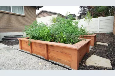 918 E Lazon Dr S, Sandy, UT 84094 - Photo 39