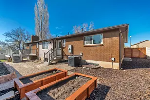 918 E Lazon Dr S, Sandy, UT 84094 - Photo 37