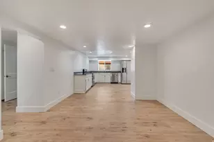 918 E Lazon Dr S, Sandy, UT 84094 - Photo 21