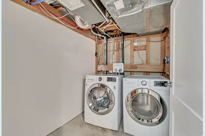 918 E Lazon Dr S, Sandy, UT 84094 - Photo 27