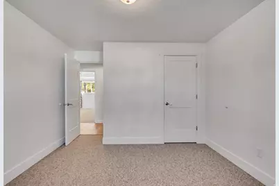 918 E Lazon Dr S, Sandy, UT 84094 - Photo 17