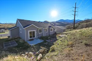 45 W Memory Ln, Tooele, UT 84074 - Photo 25