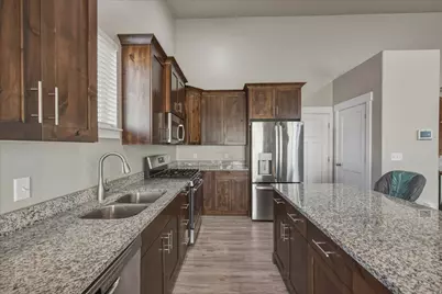 45 W Memory Ln, Tooele, UT 84074 - Photo 11