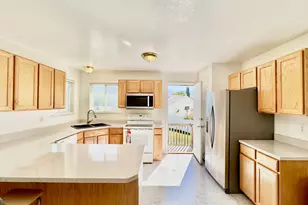 241 Sunstone Cir, Logan, UT 84321 - Photo 5